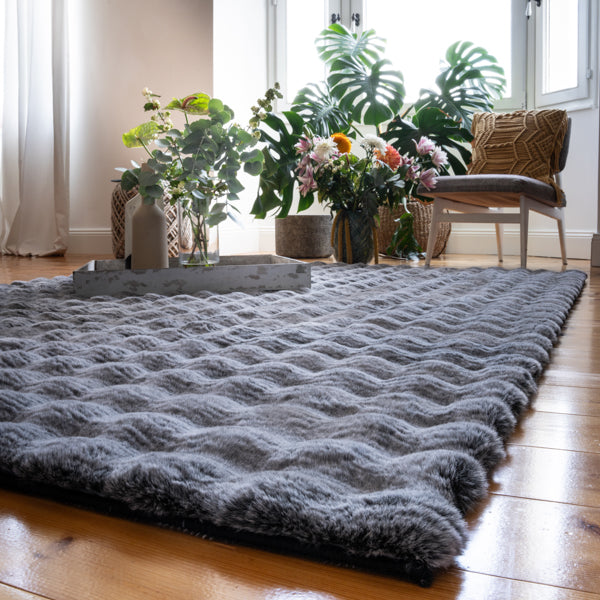 My Calypso 885 Hand-tufted luxury carpet with unique design