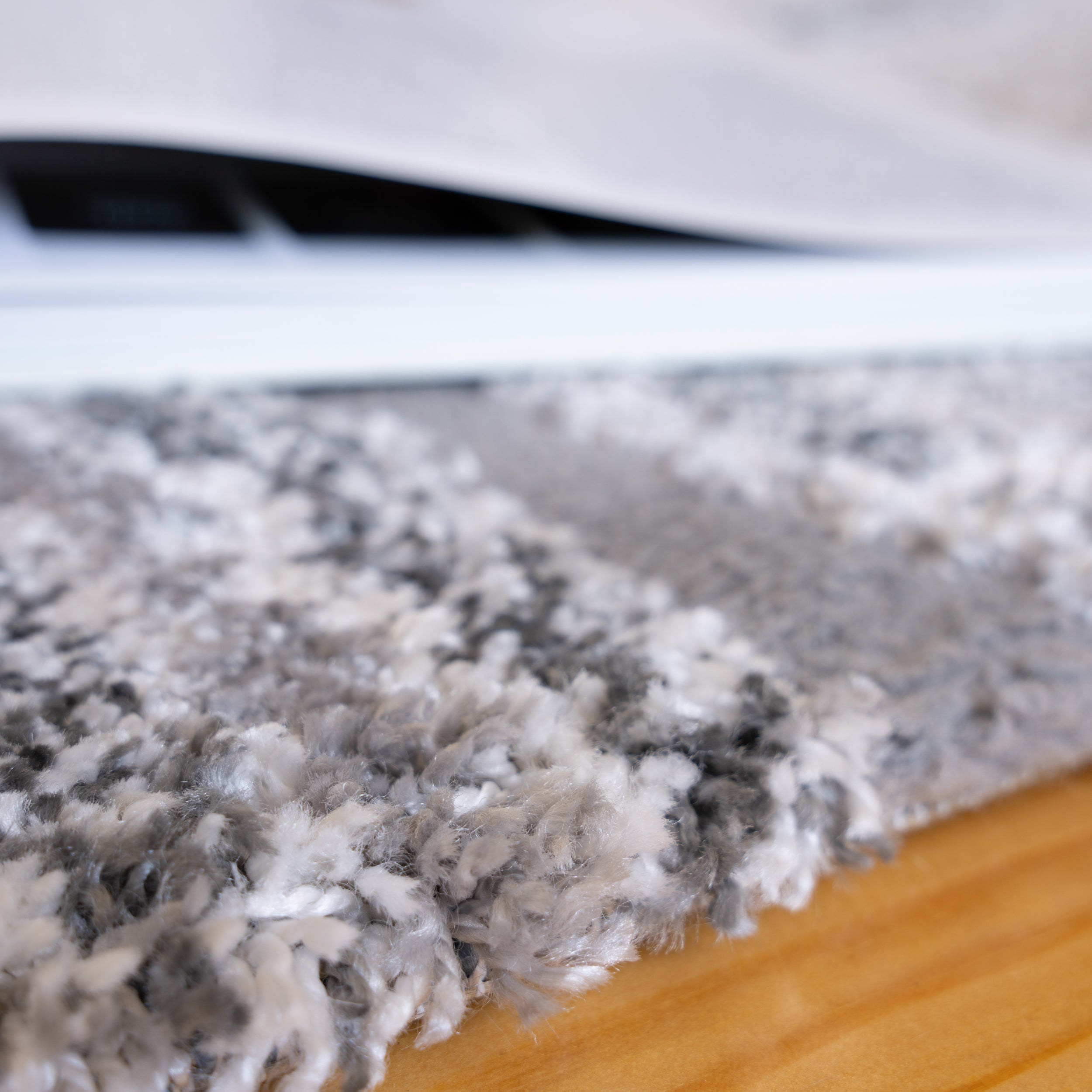 My Canyon 970 grey carpet with 3D effect and fine shine – discover modern elegance