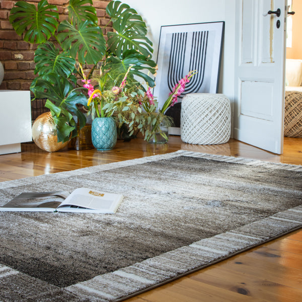 My Canyon 970 taupe carpet with 3D effect and fine shine – discover modern elegance