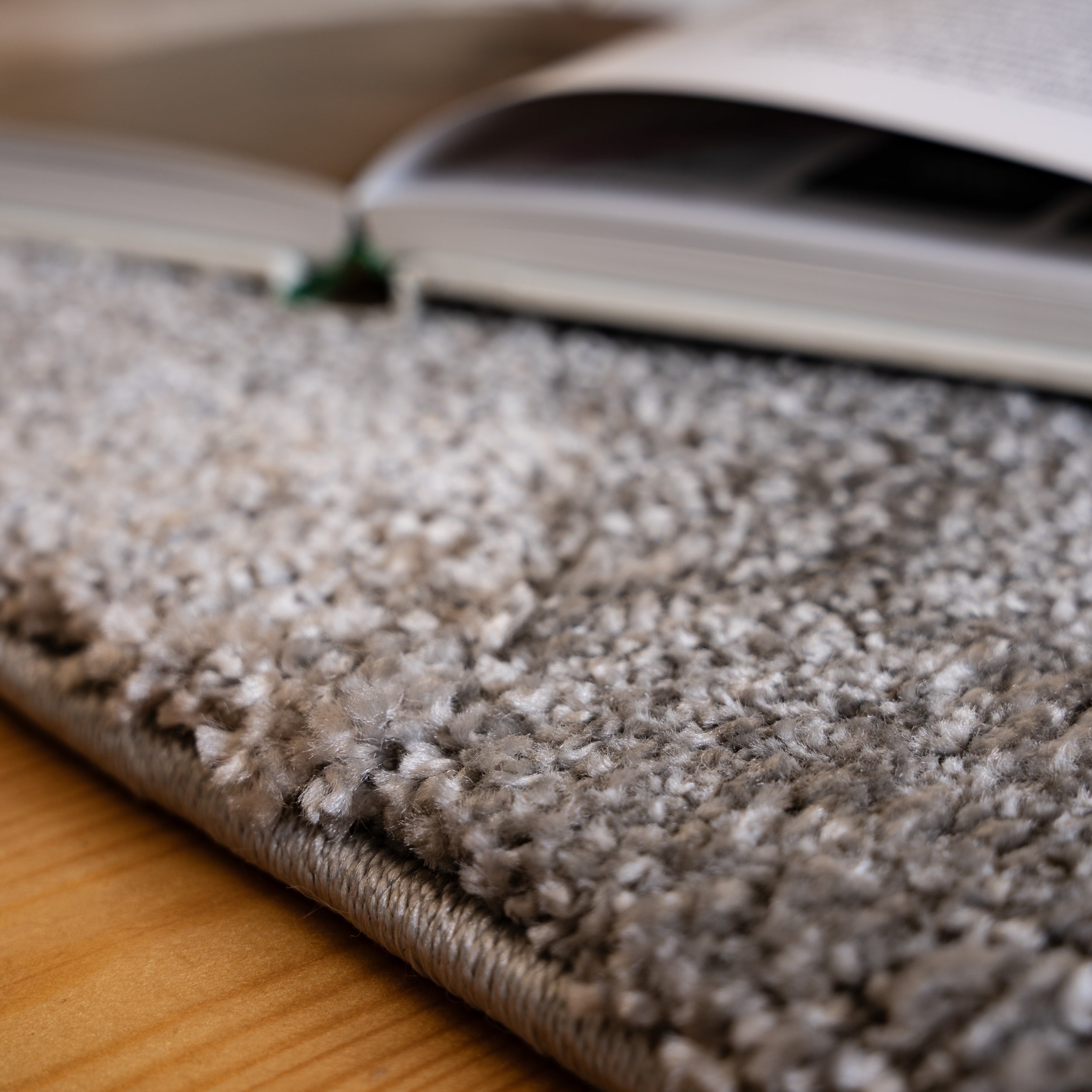 My Canyon 974 grey carpet with 3D effect and fine shine – discover modern elegance