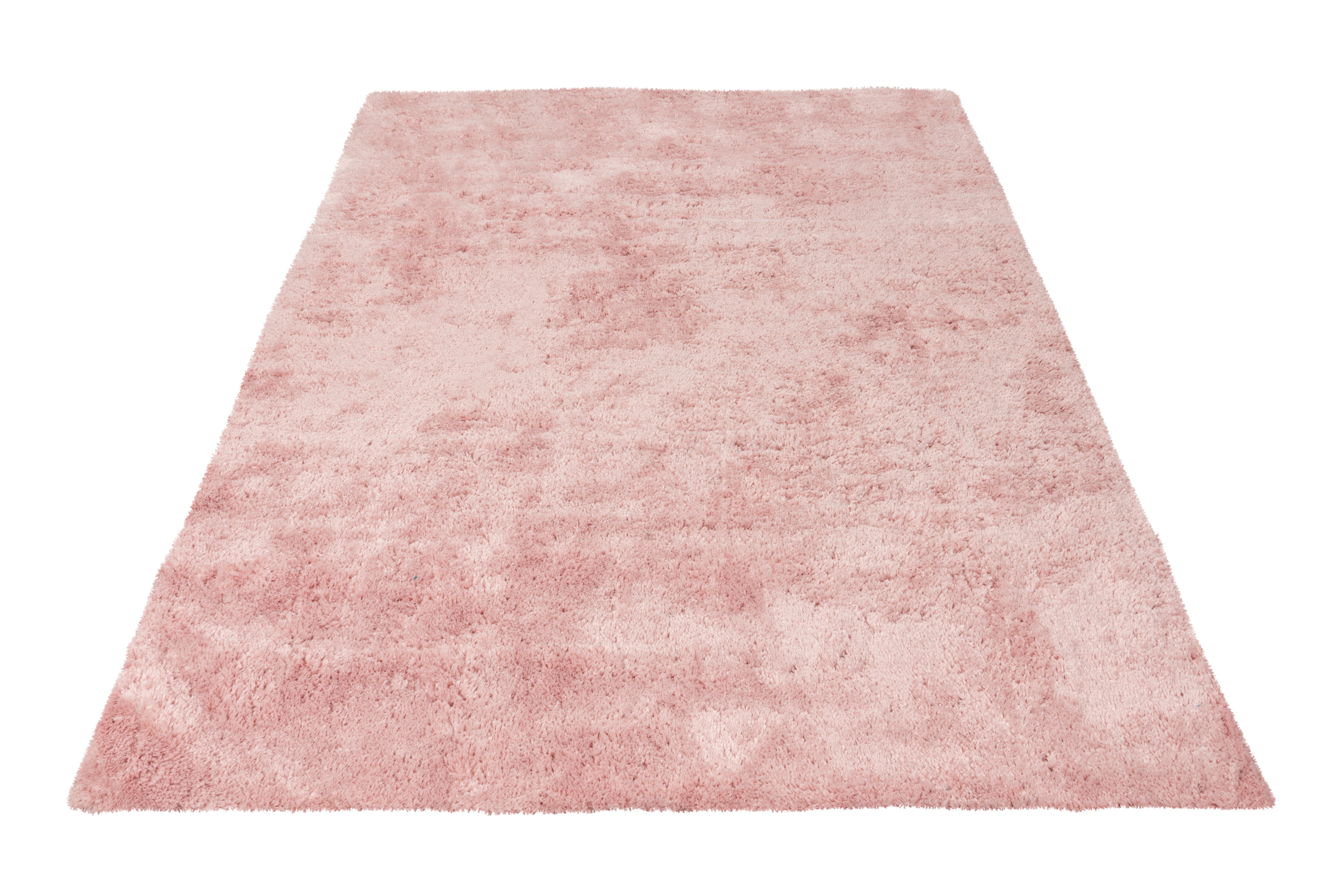 My Curacao 490 powder pink: The fluffy designer carpet from OBSESSION in the latest trend colors