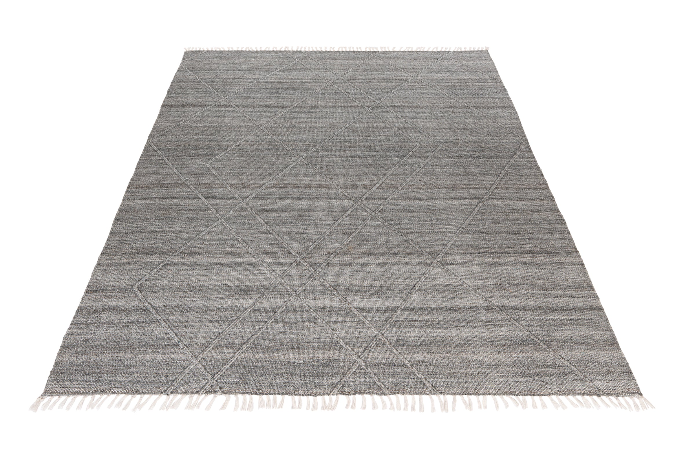 My Dakar 365 grey: Sustainable carpet with style and environmental awareness