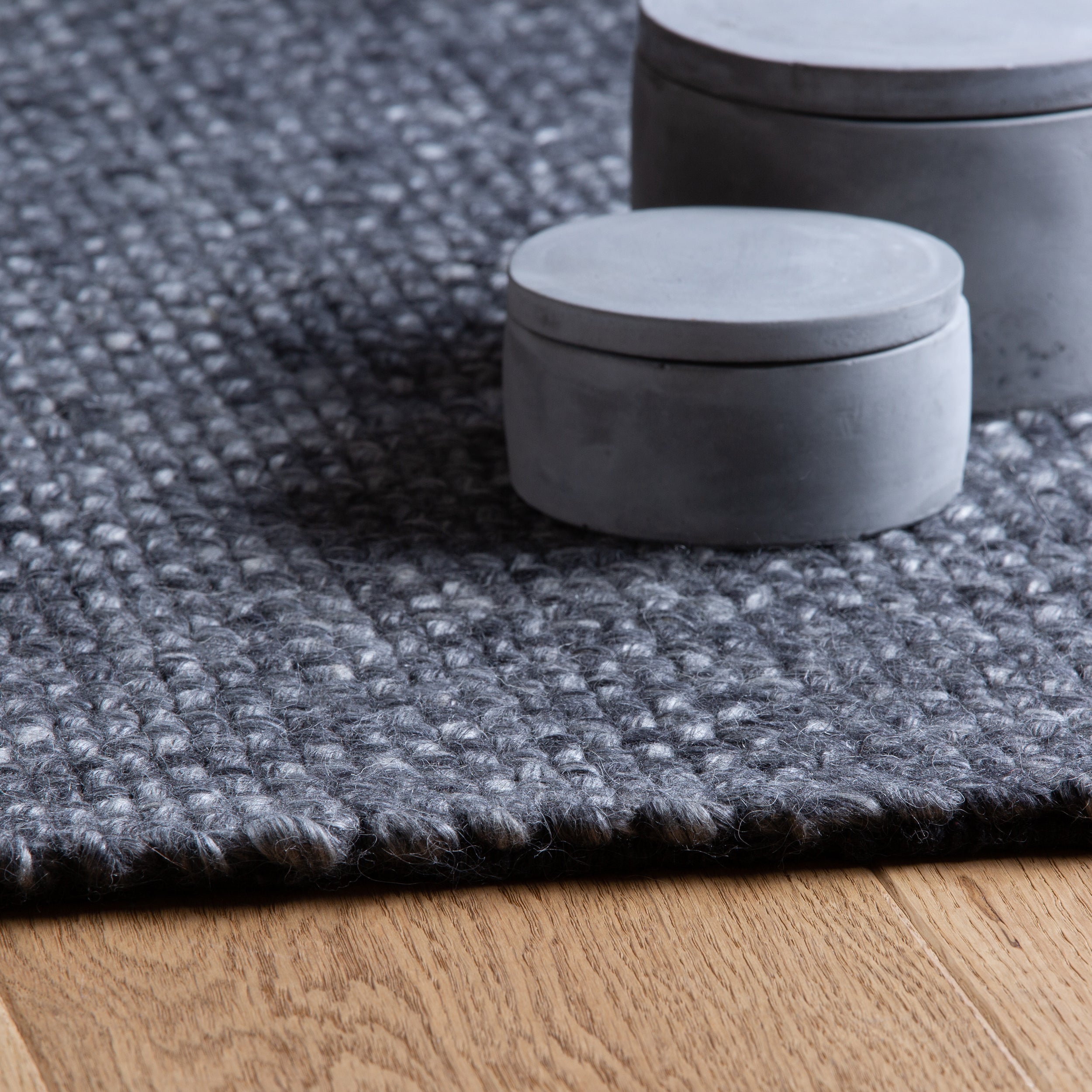 My Eskil 515 anthracite: Natural elegance in the designer carpet OBSESSION's growing NATURELINE