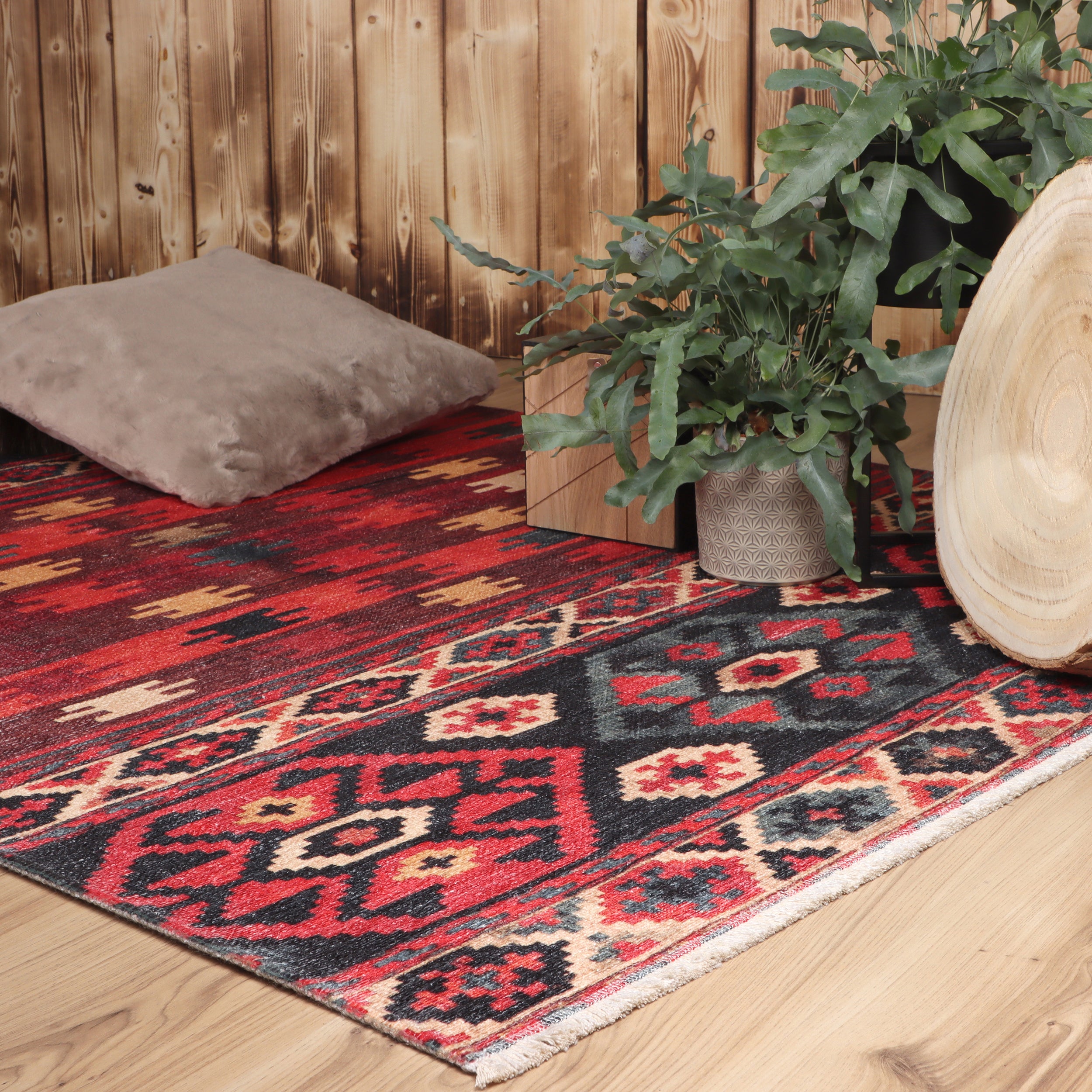 My Ethno 261 multi rug: 70% recycled, 100% stylish!