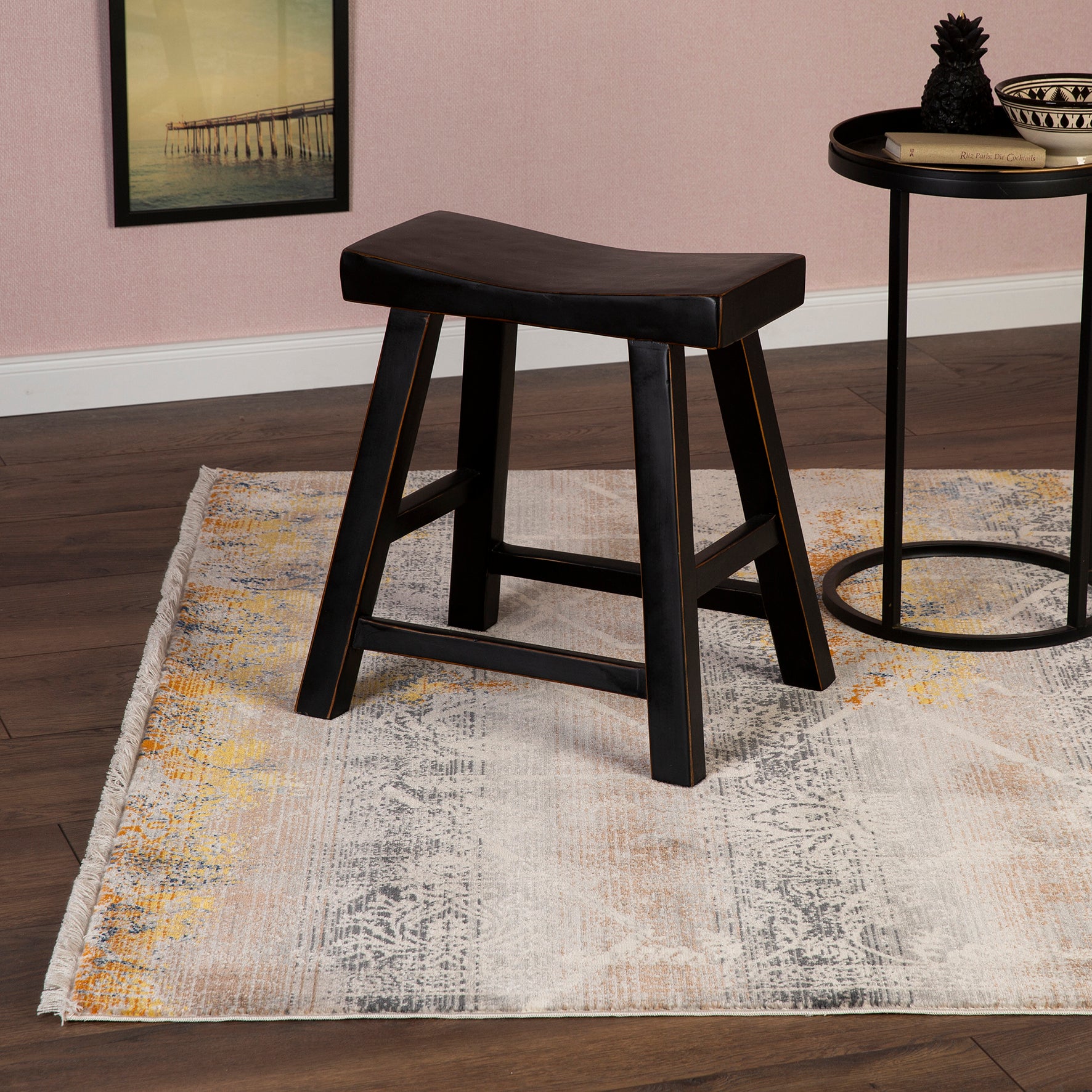 My Inca 351 taupe carpet: Modern elegance meets traditional inspiration