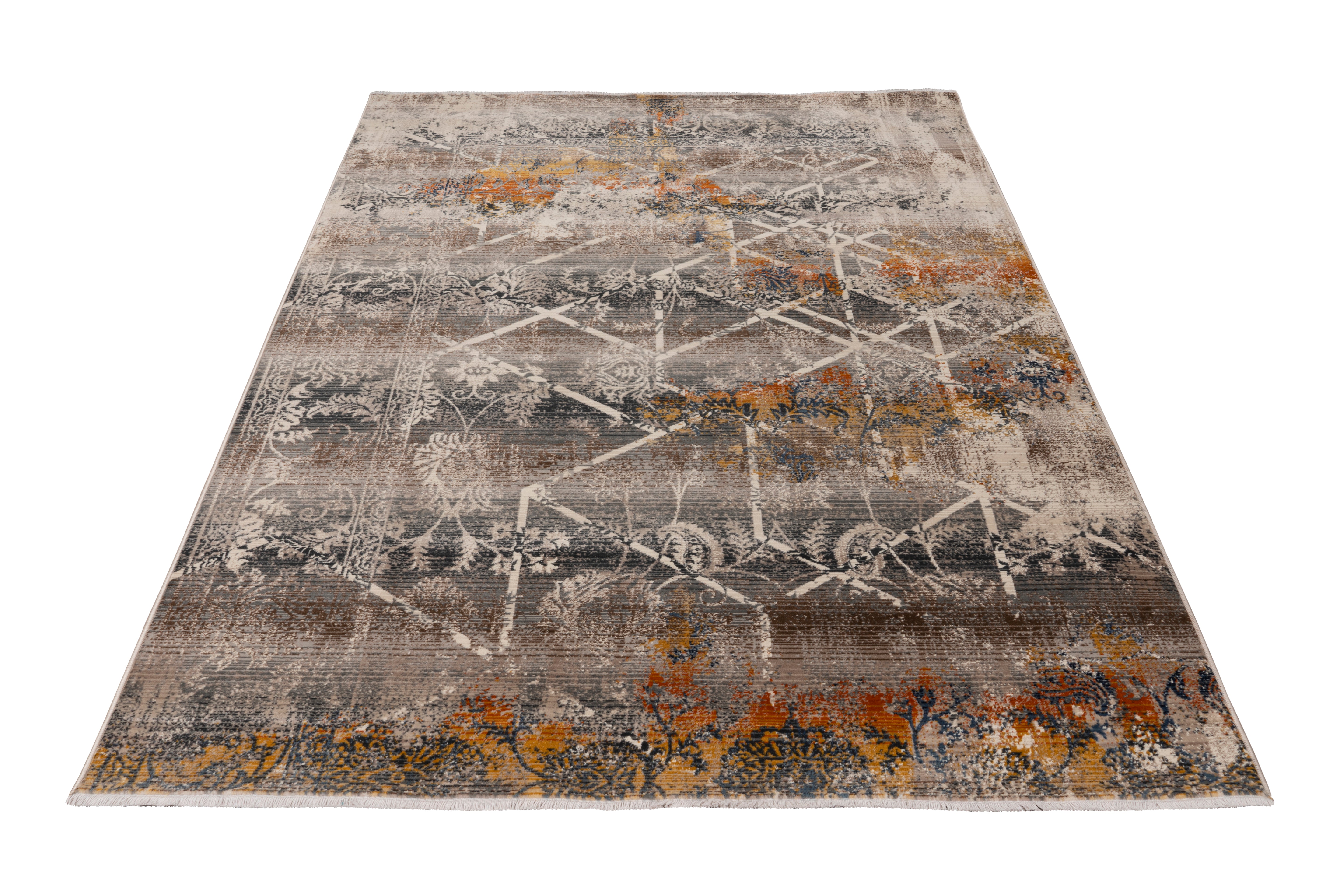 My Inca 351 taupe carpet: Modern elegance meets traditional inspiration