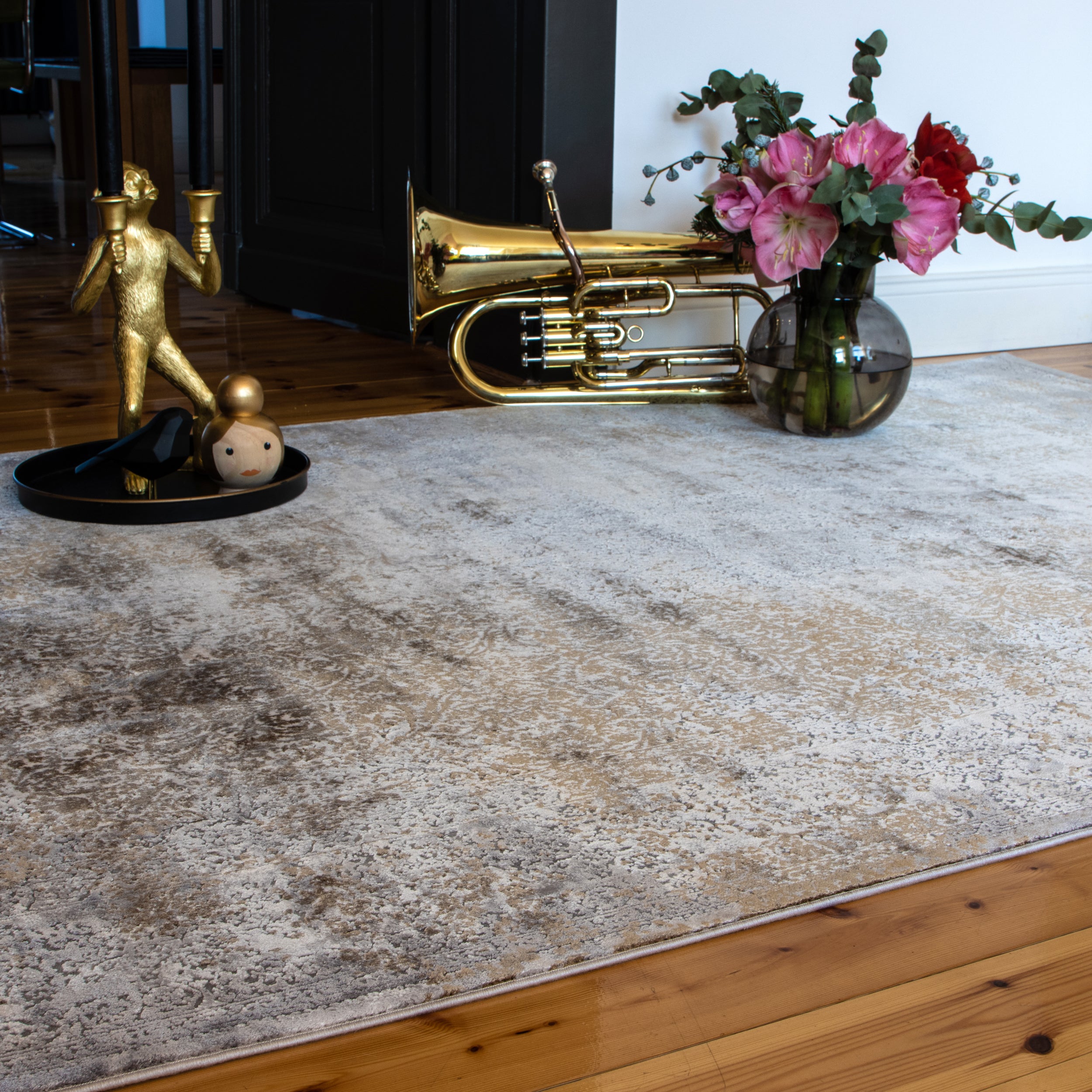My Jewel of Obsession 954 taupe carpet: luxury in every fiber
