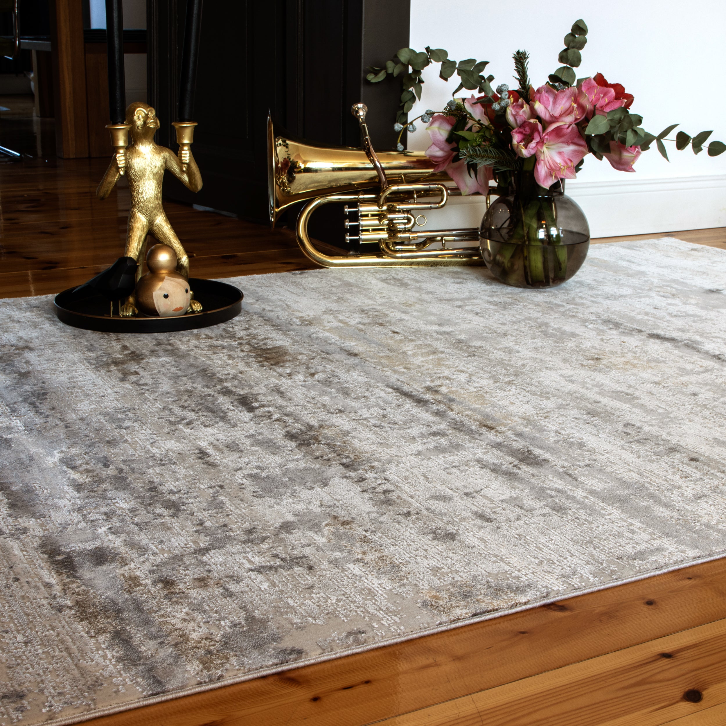 My Jewel of Obsession 960 taupe carpet: luxury in every fiber