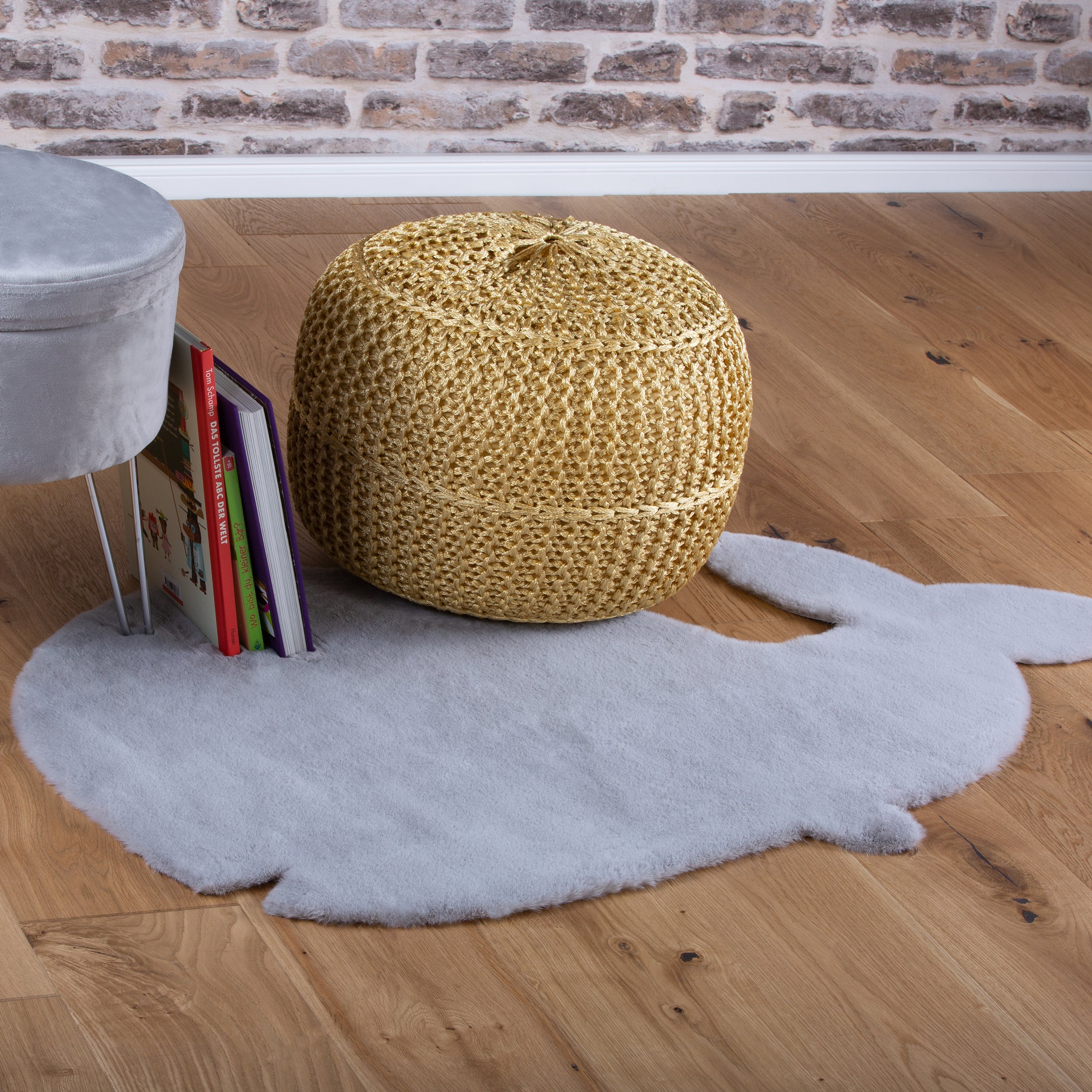 My Luna 852 silver carpet: simplicity that enchants