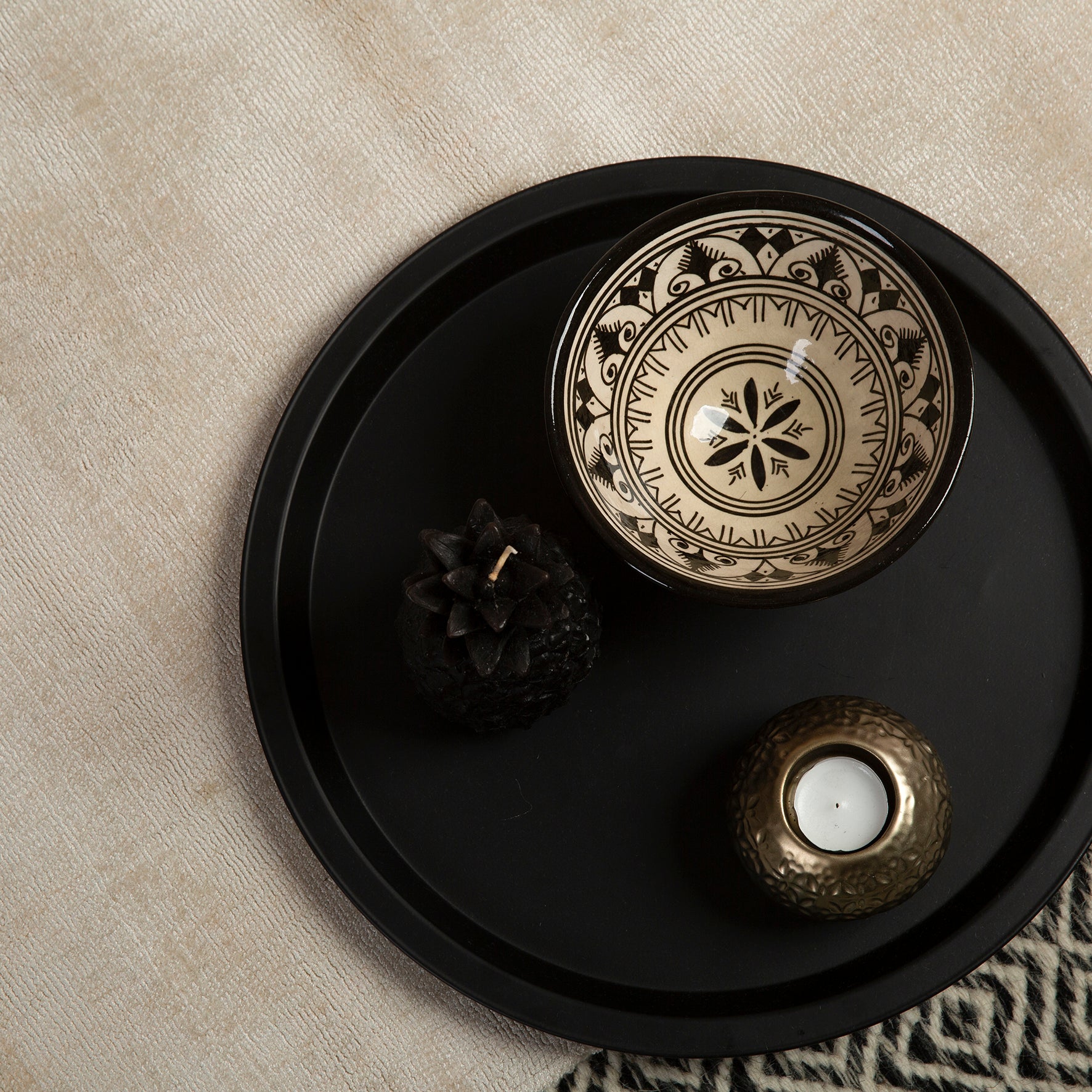 My Maori 220 ivory carpet: nature refined in modern design