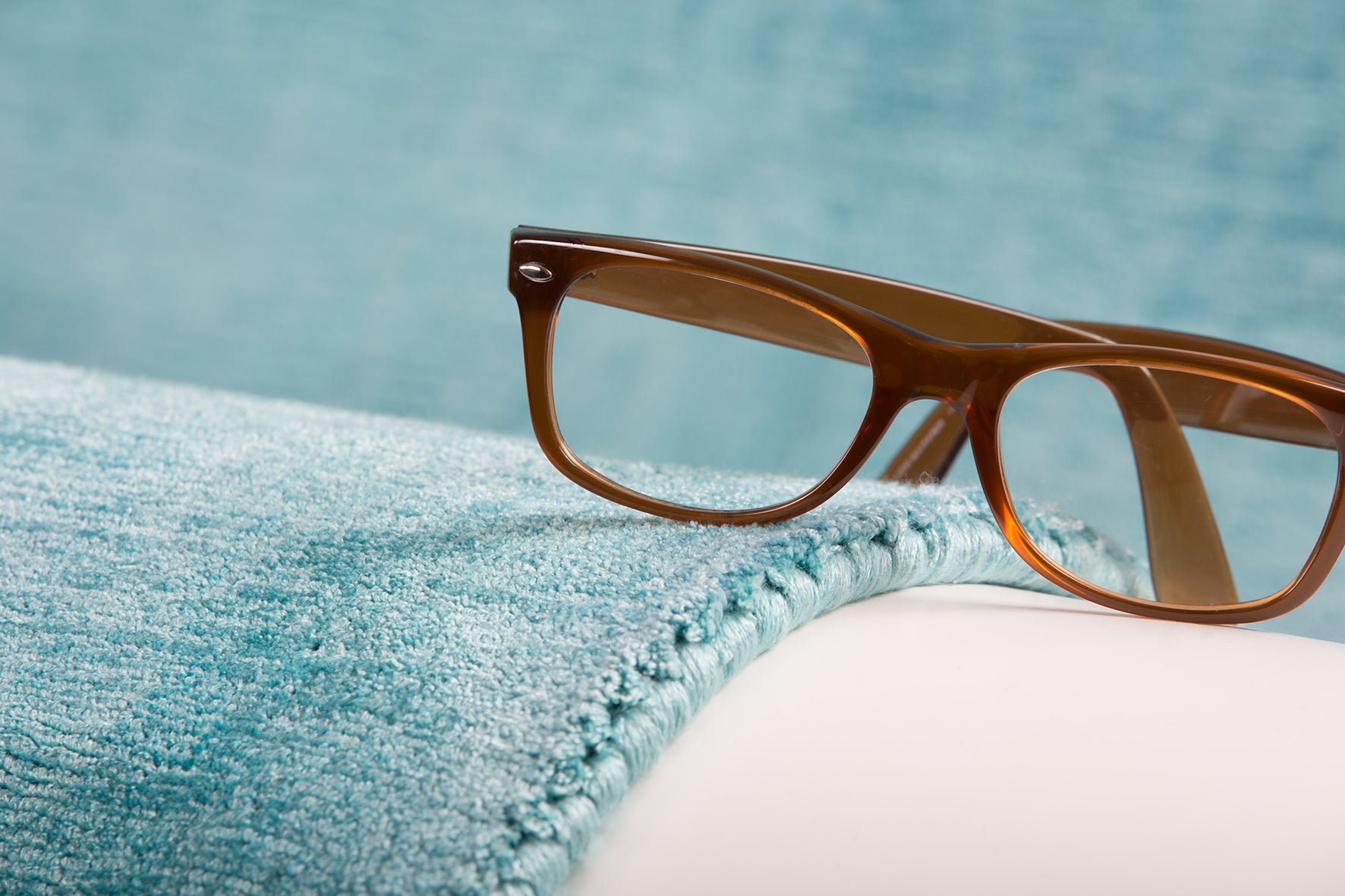 My Maori 220 turquoise carpet: nature refined in modern design