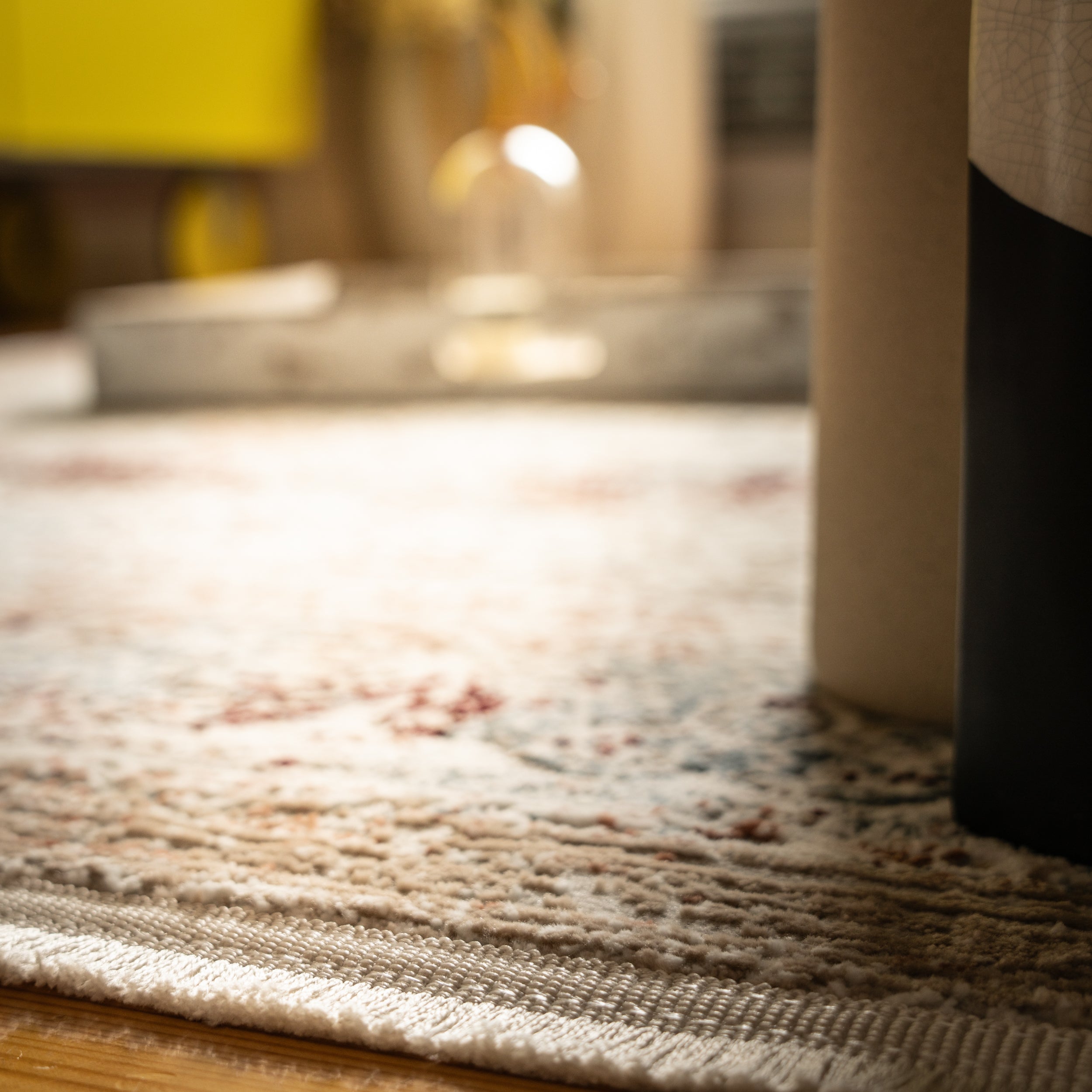 My Memphis 382 multi Teppich: Stilvolle Eleganz mit faszinierendem 3D-Effekt