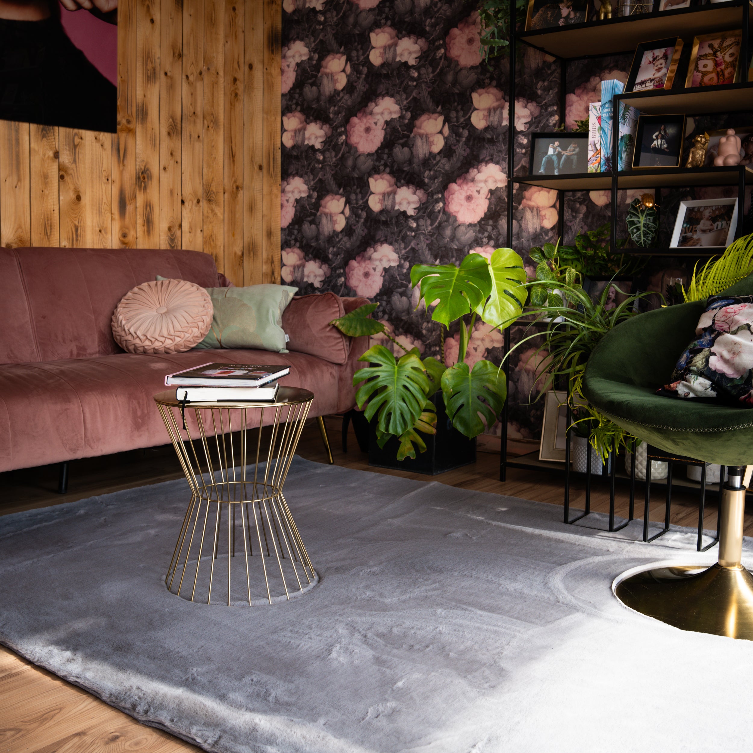 My Monaco 225 silver carpet: luxury, elegance and timeless beauty