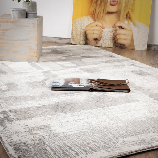 My Opal 917 taupe carpet: Artful design inspired by the immediacy of Obsession