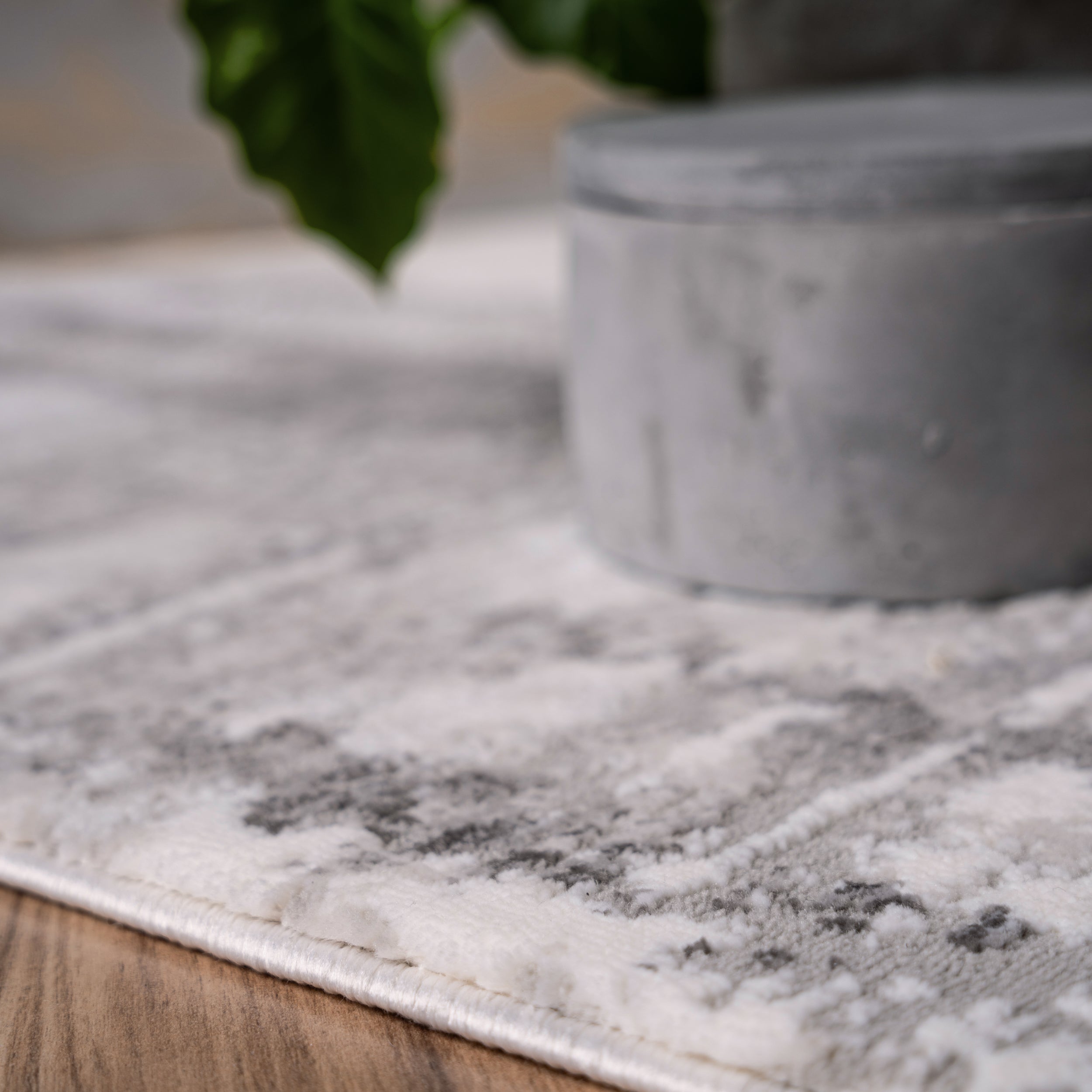 My Opal 917 taupe carpet: Artful design inspired by the immediacy of Obsession