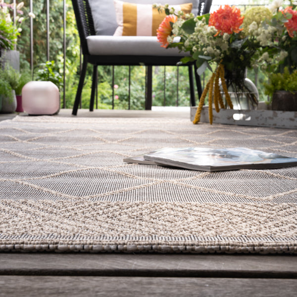 My Oslo 710 taupe carpet: Versatile style for indoor and outdoor areas
