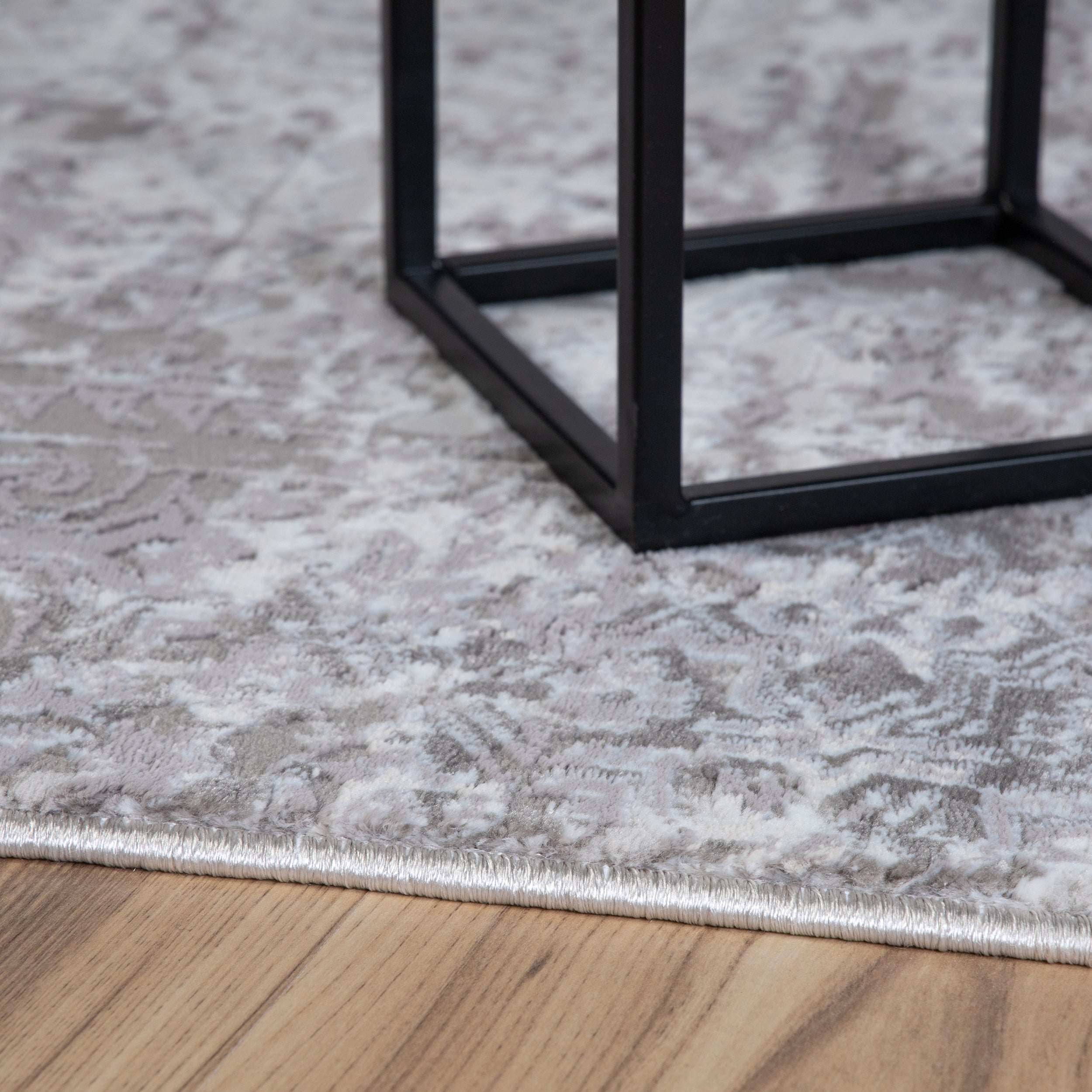 My Phoenix 120 taupe carpet: Immediate art in 3D design