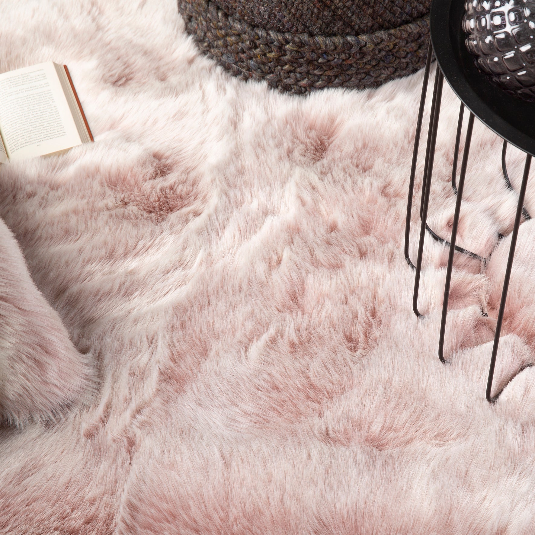 My Samba 495 powder pink carpet: Stylish faux fur for individual feel-good moments from OBSESSION