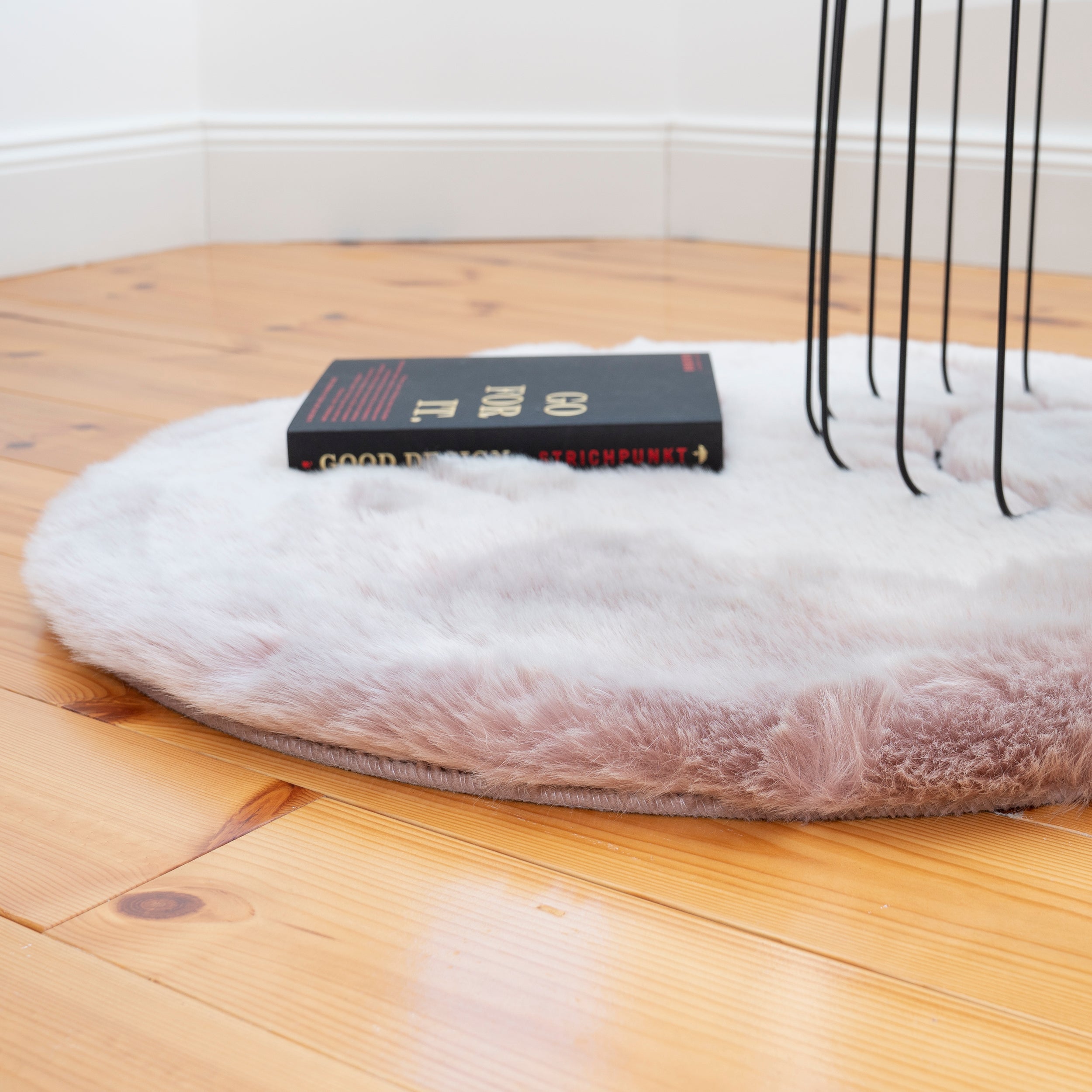 My Samba 495 powder pink carpet: Stylish faux fur for individual feel-good moments from OBSESSION