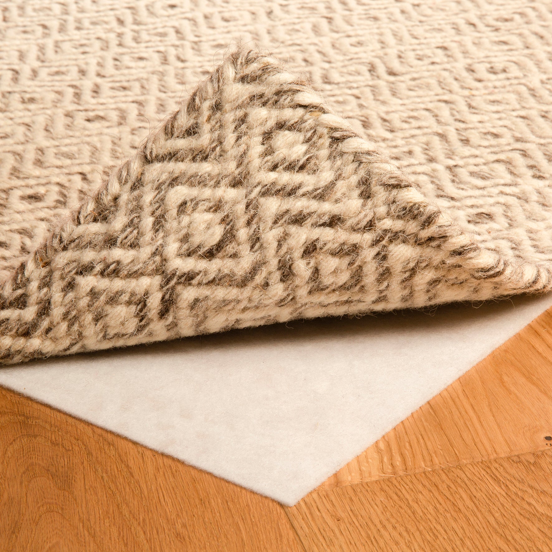 My Slip Stop 475: Practical support for non-slip carpets