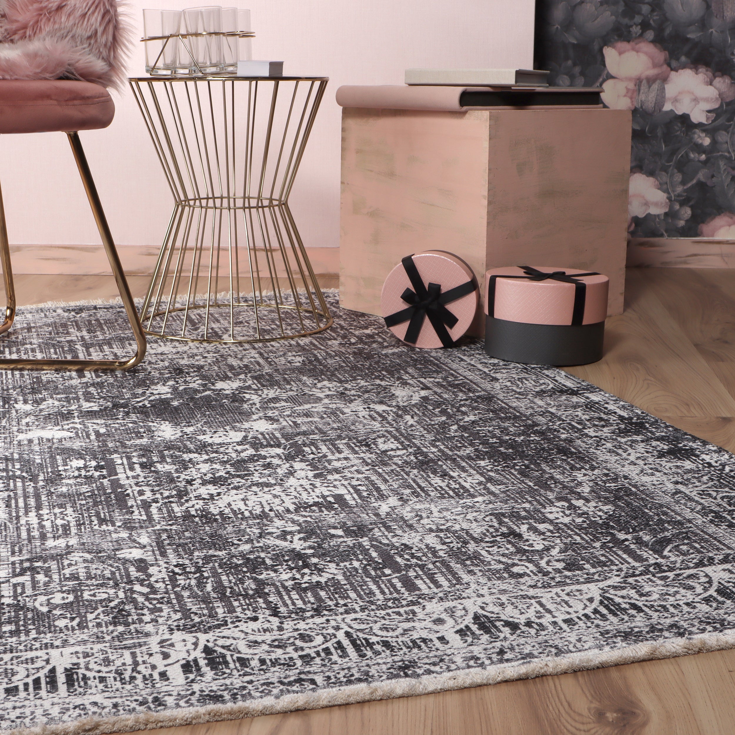 My Valencia 632 grey carpet: Sustainable elegance from Obsession – 70% recycled cotton