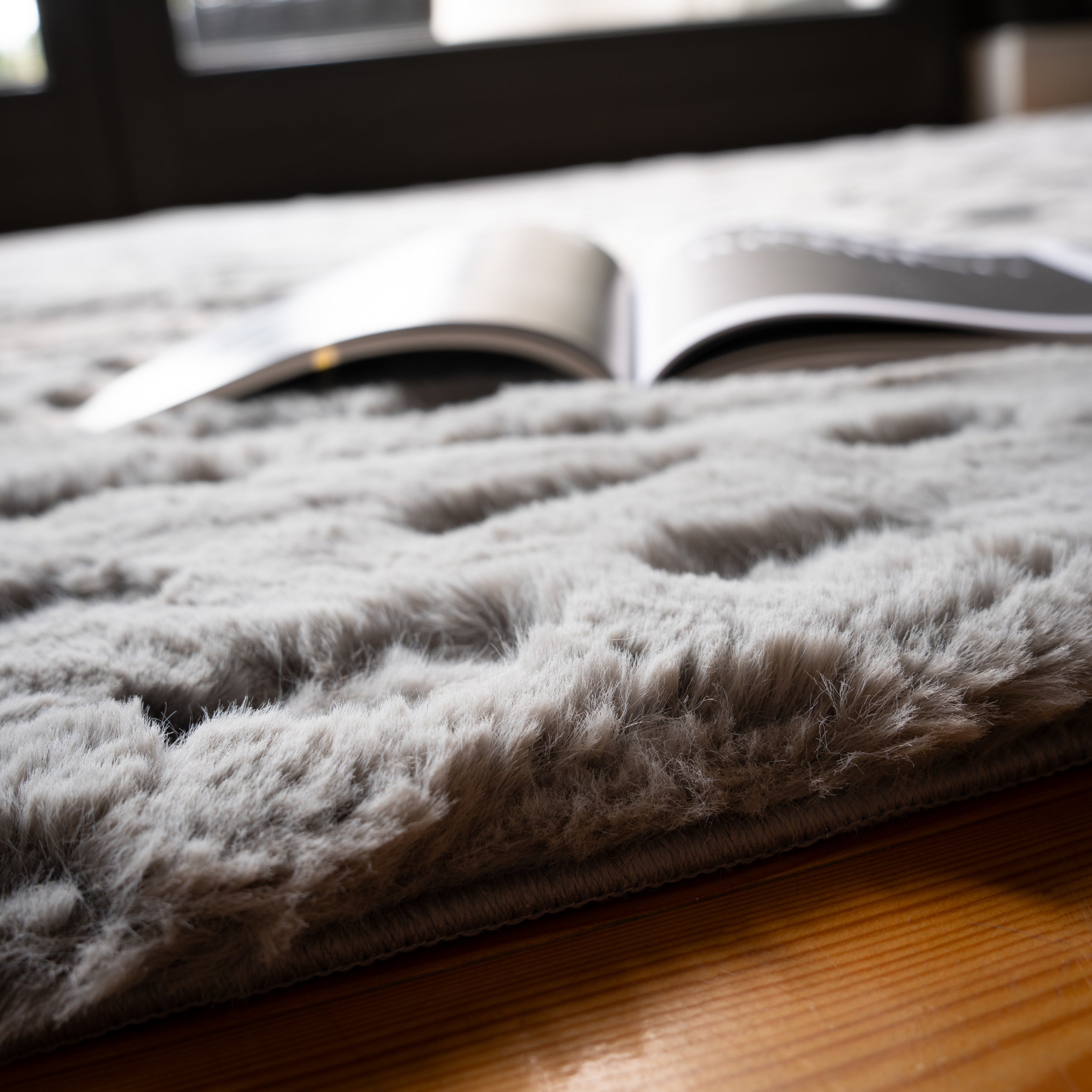 My Valley 245 silver: Ultimate comfort meets contemporary design